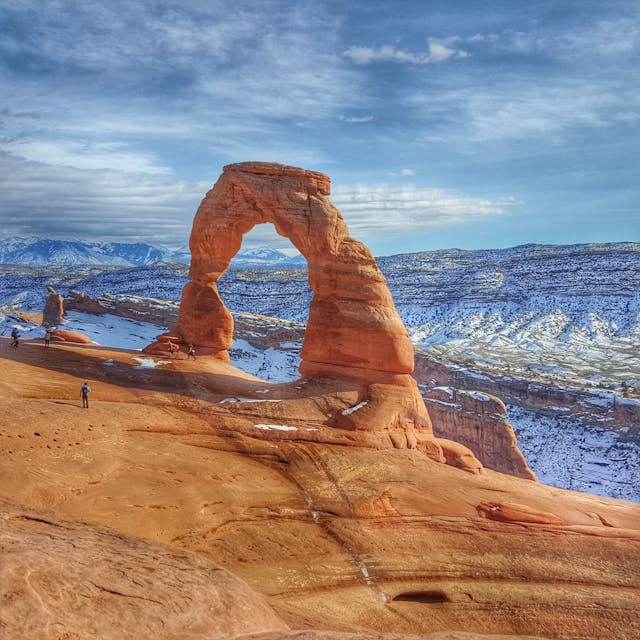 Celebrating Utah Day: Adventures with Your Dog in the Beehive State!